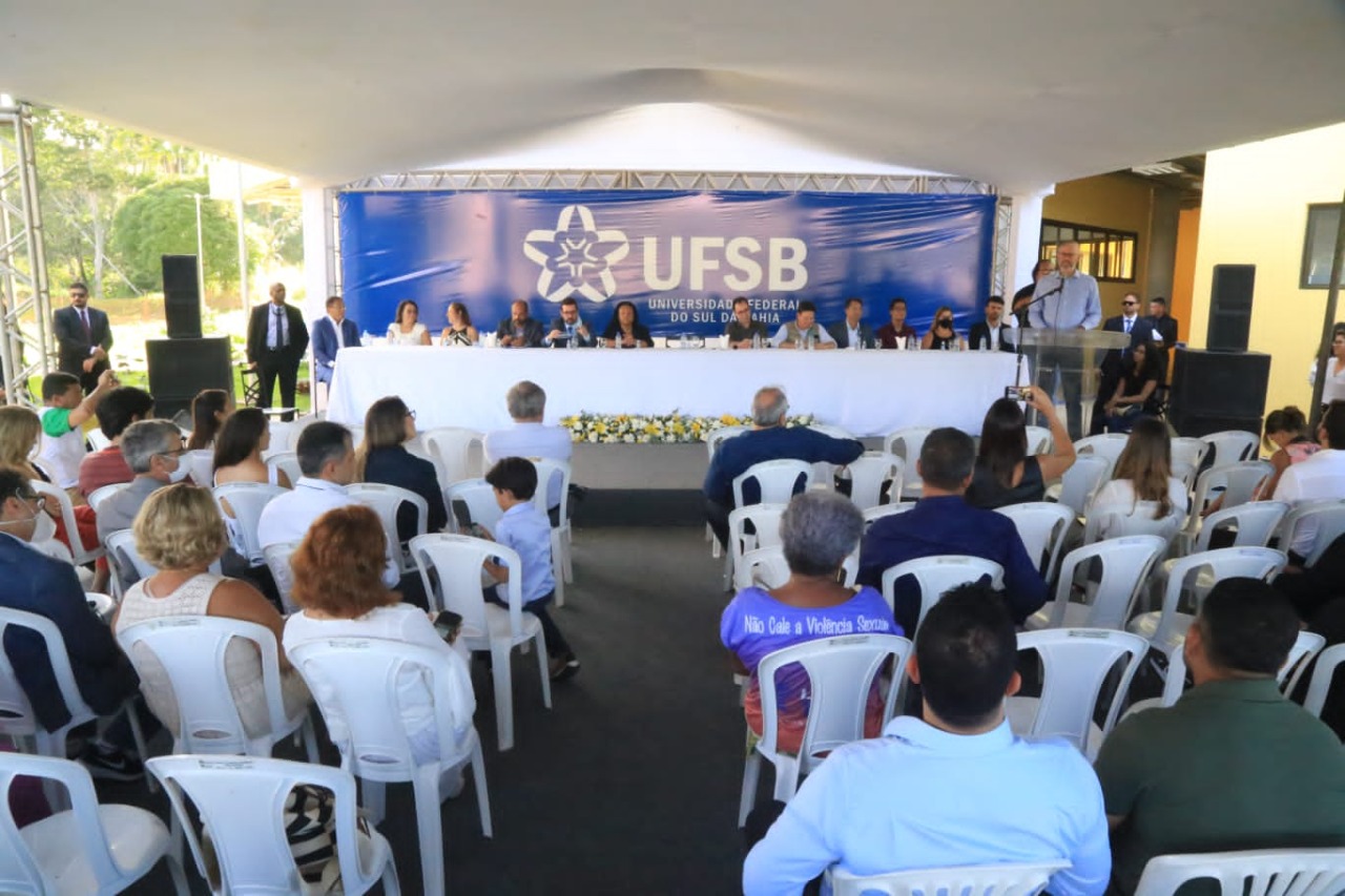 Prefeito Augusto Castro diz que novo campus da UFSB é um marco na retomada do desenvolvimento regional.