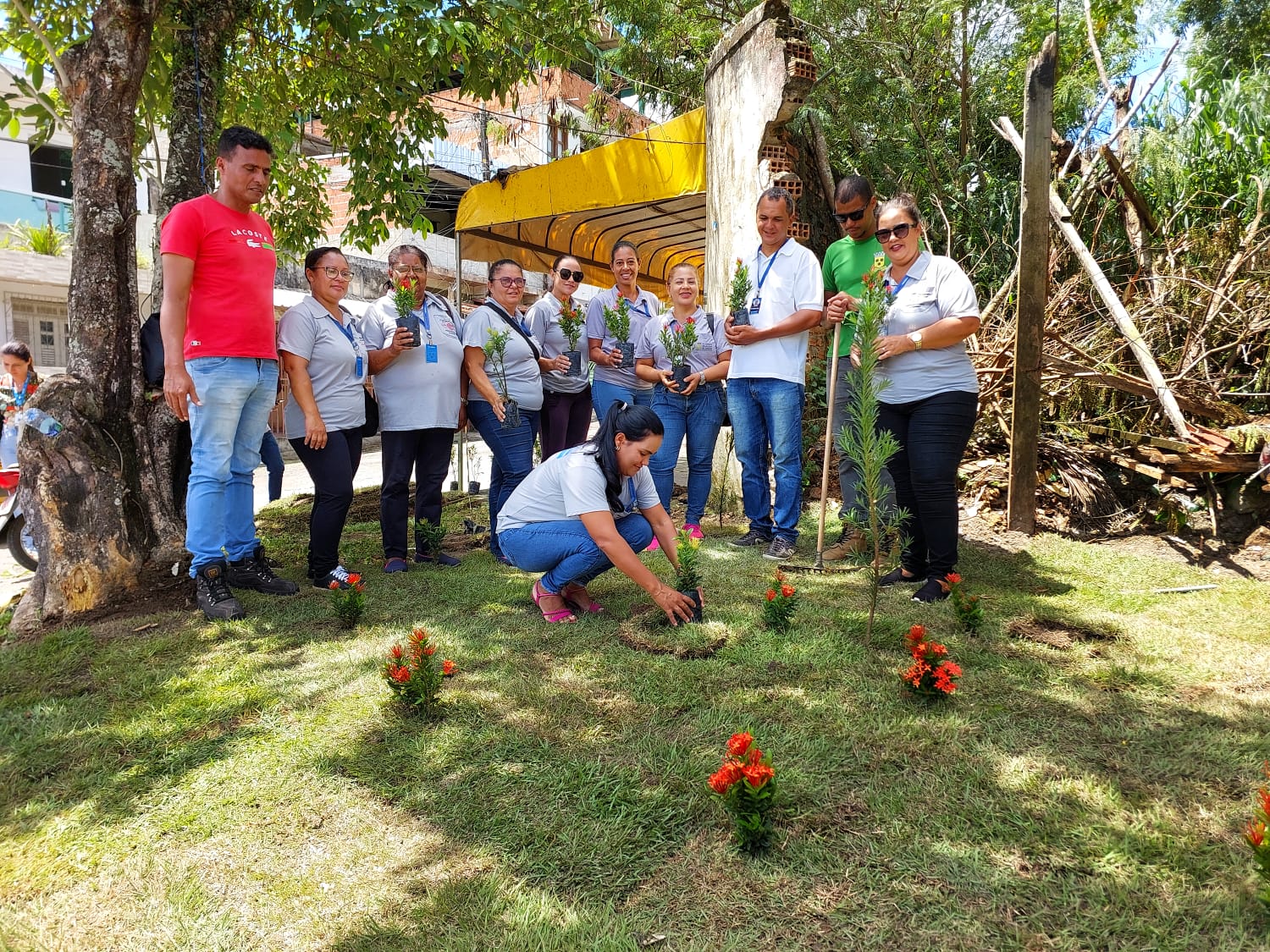 Prefeitura elimina ponto de lixo e entulho decorrente do descarte irregular