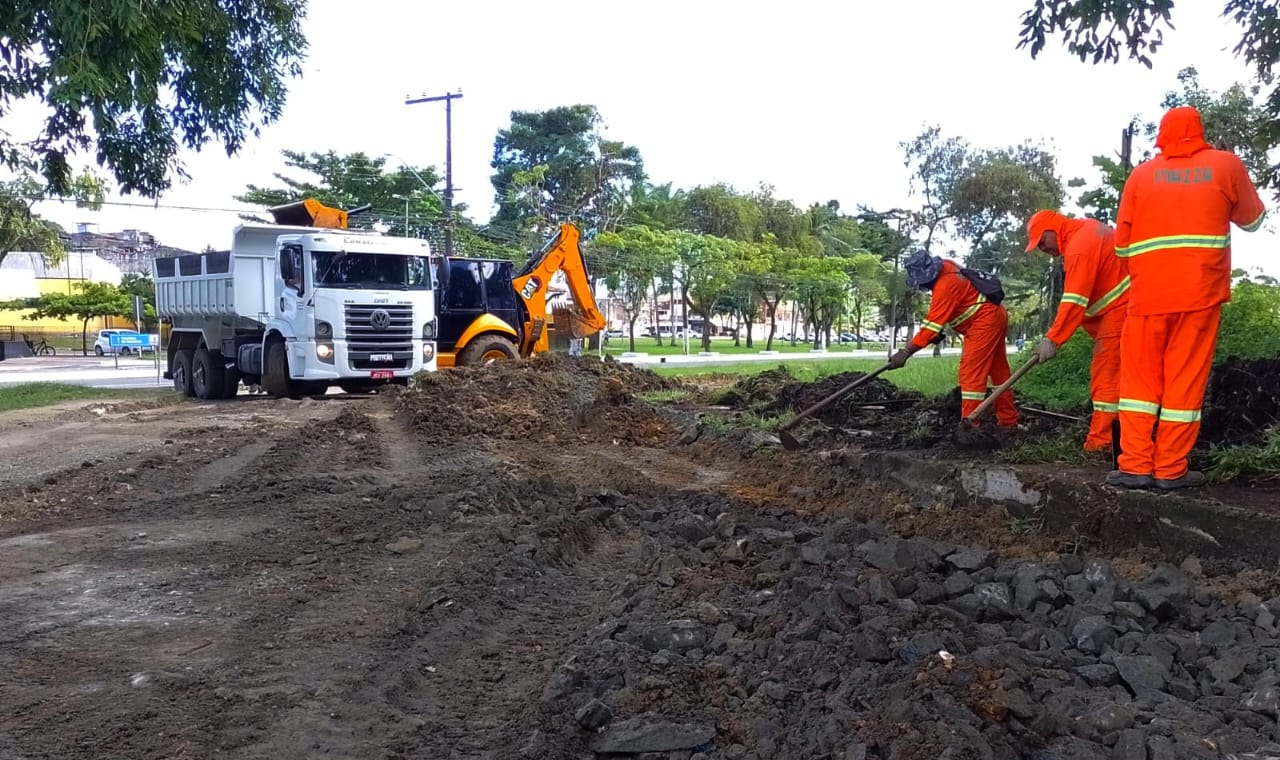 Prefeitura de Itabuna abre via marginal à direita da Avenida Princesa Isabel