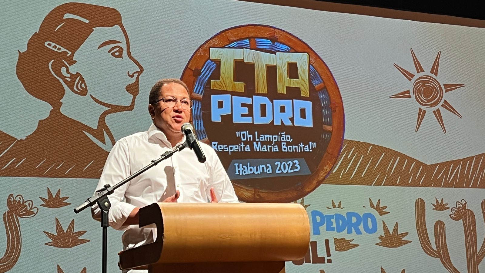 Prefeitura de Itabuna capacita vendedores que vão comercializar bebidas e comidas no Ita Pedro 2023