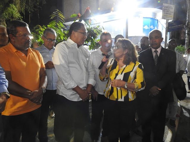 Prefeito Augusto Castro entrega Praça Santo Antônio requalificada à população