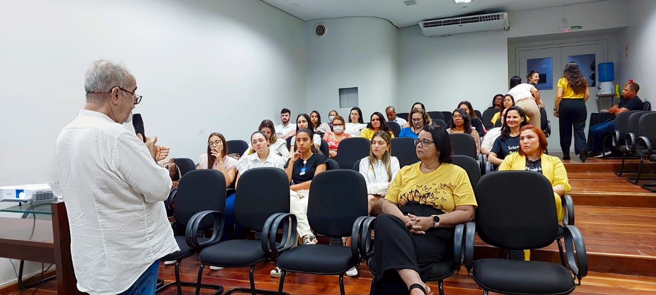 Prefeitura de Itabuna reúne profissionais da saúde para ciclo de palestras com foco na prevenção ao “Suicídio”