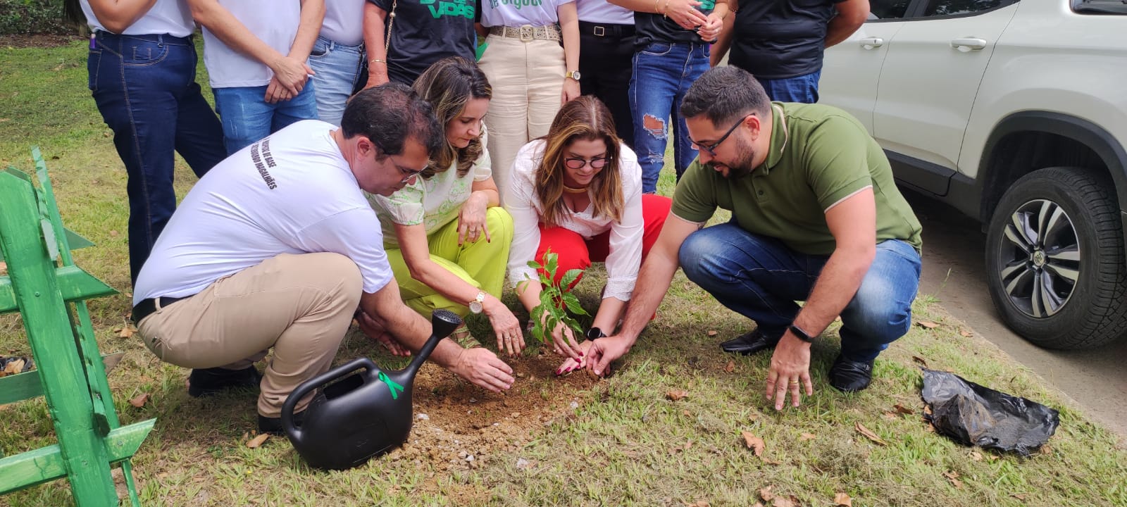 Plantio de mudas, depoimentos e música celebraram a Campanha Setembro Verde no Hospital de Base