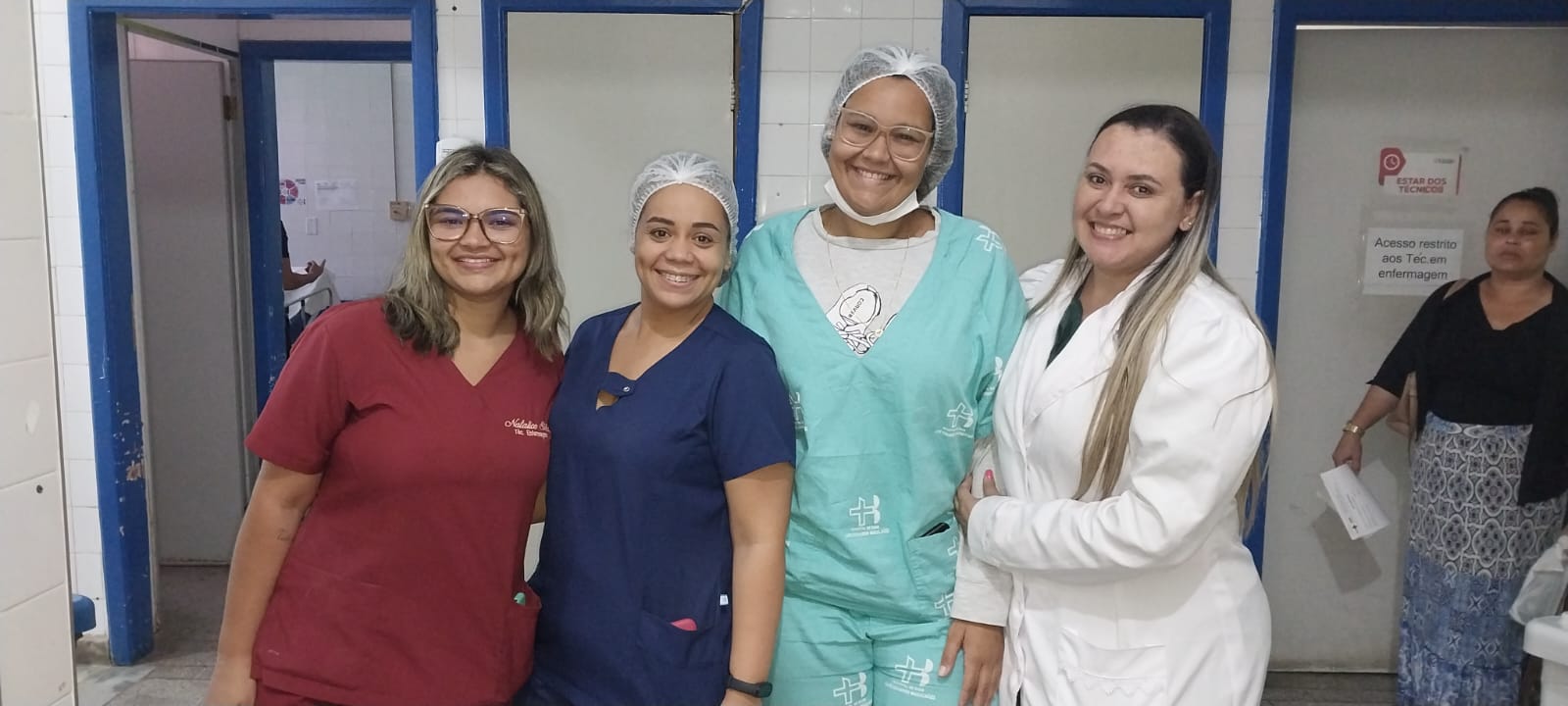 Hospital de Base Luis Eduardo Magalhães faz o pagamento do piso da enfermagem