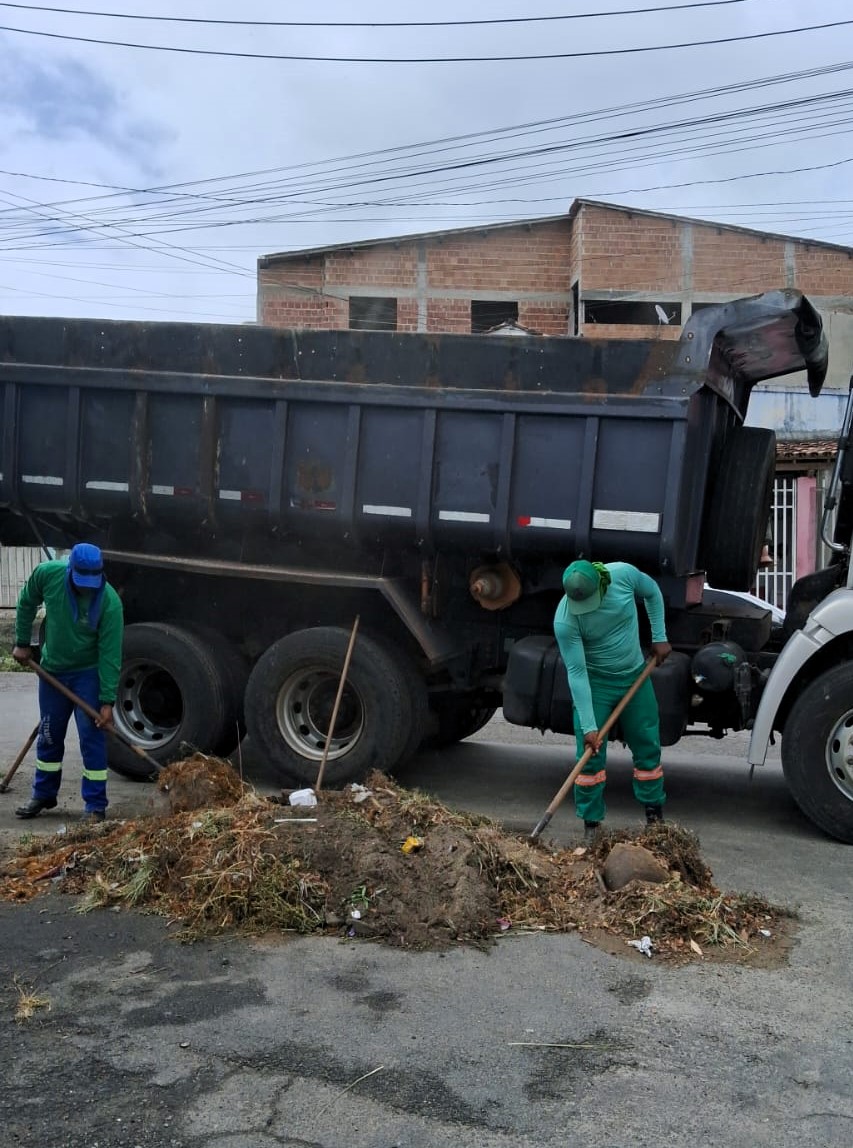 Prefeitura de Itabuna avança com serviços de zeladoria em várias localidades