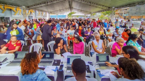 Prefeitura de Itabuna participa de Mutirão de Saúde promovido pelo GAPA para feirantes do São Caetano