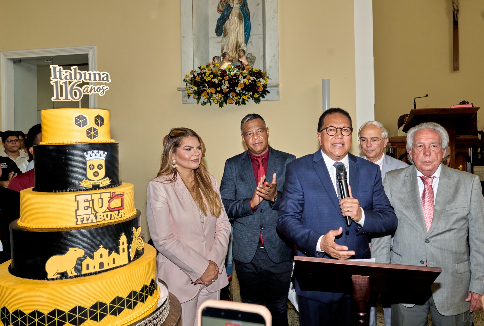 Prefeito Augusto Castro agradece a confiança da população durante Missa em Ação de Graças dos 116 anos de Itabuna