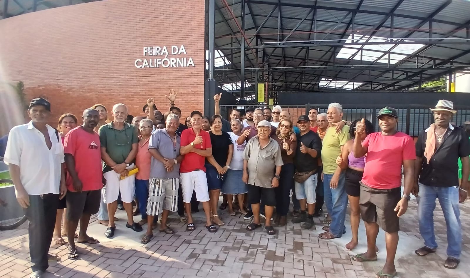 Prefeitura de Itabuna alinha detalhes com feirantes a ocupação da Feira do Califórnia que será entregue nesta quinta-feira