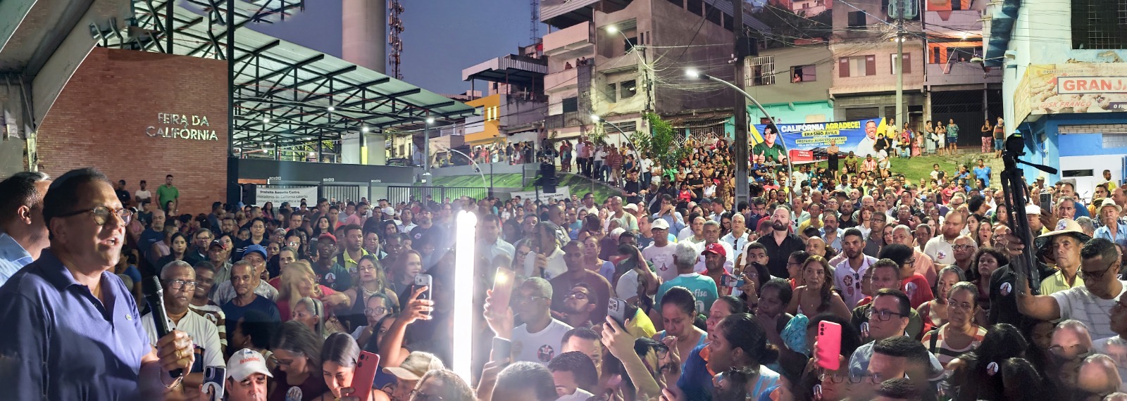 Prefeito Augusto Castro e diretores da CONDER entregam nova Feira do Califórnia a mais tecnológica da Bahia