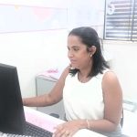 Legenda: Coordenadora do CAM Mariana Domingas Santos, a enfermeira Gabriela Carmo Brito – Fotos Secom – Prefeitura Itabuna