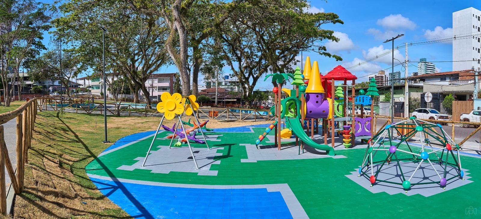 Prefeito Augusto Castro faz a entrega da Praça Doutor Celso Fontes Lima nesta quarta-feira