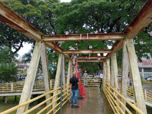 NOTA – Prefeitura de Itabuna recupera iluminação da Passarela da Ilha do Jegue mais uma vez