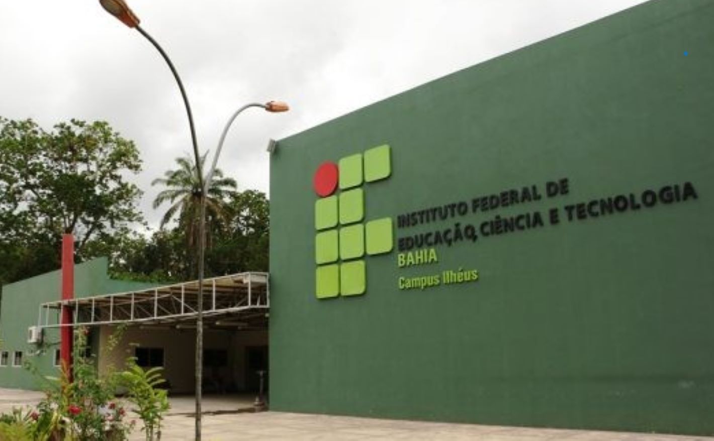 Campus Ilhéus do IFBA lança edital do Programa Partiu IF para estudantes da rede pública