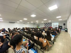 Secretaria da Educação de Itabuna participa de capacitação sobre boas práticas de manipulação de alimentos na UNEX