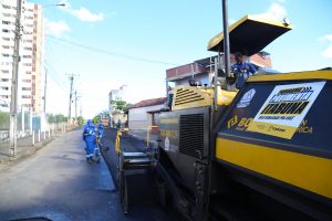 Programa Pavimenta Itabuna segue em ritmo acelerado e já transforma a infraestrutura em diversos bairros da cidade